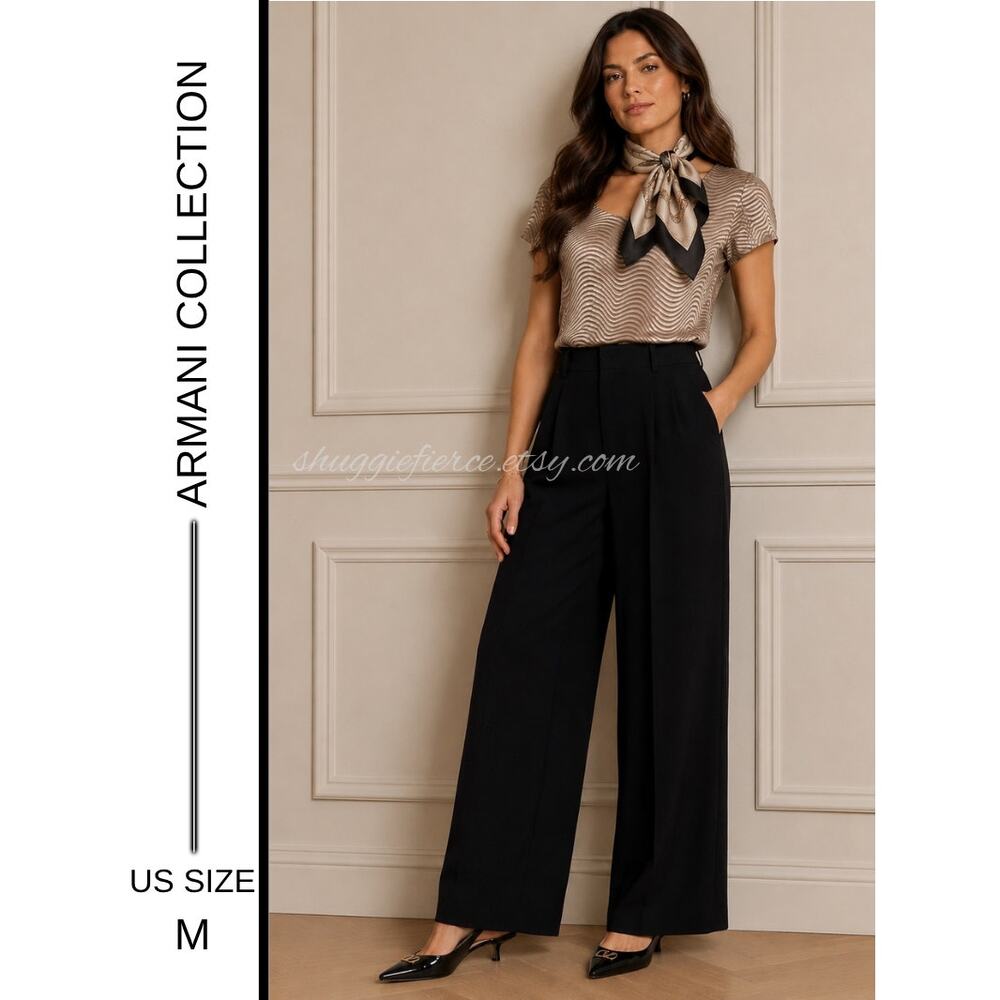 MSRP: $295 ✨ Armani Collection Made in Italy Champagne Wave Stretch Top Size 6 ✨